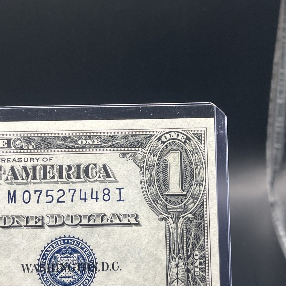 Misaligned ERROR 1935-E $1 One Dollar Silver Certificate *Crispy*