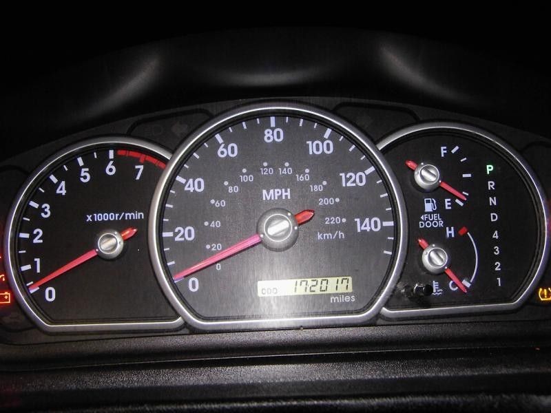 04-05 Endeavor Information GPS TV Screen Front Dash