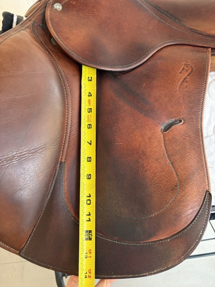 Antares jump saddle 17.5