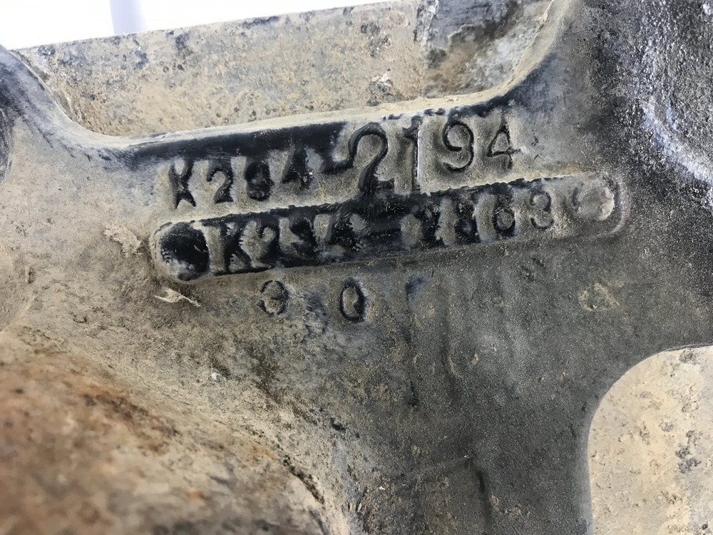 CAT C15 Left/Driver Engine Mount - Used | P/N K2942194