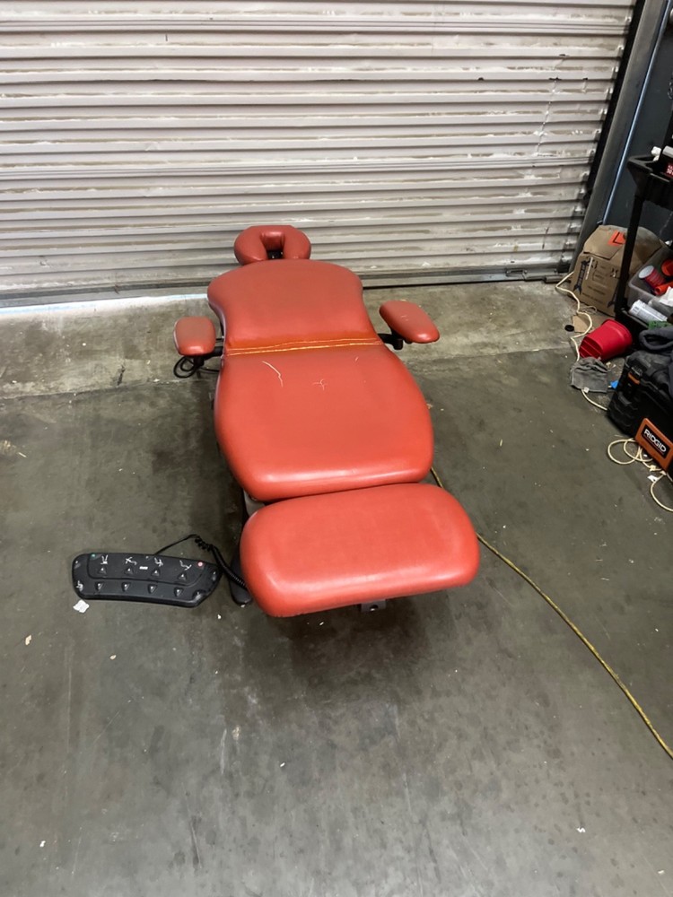 Midmark 641-003 Programmable Exam Chair-Good Condition!