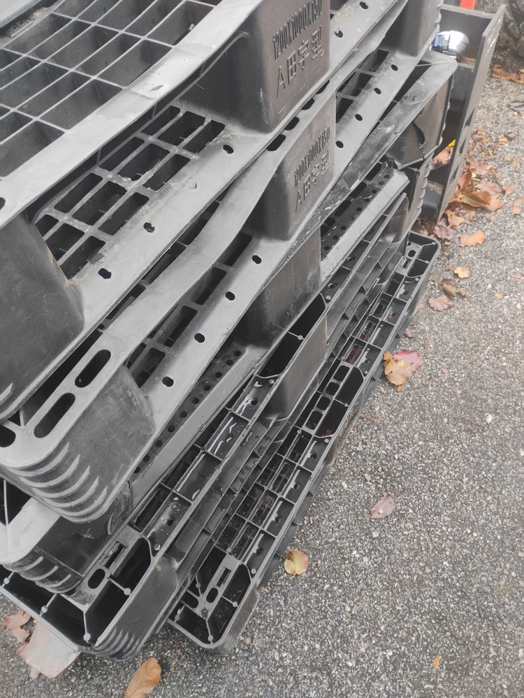 Plastic 40x48 Pallet, Black