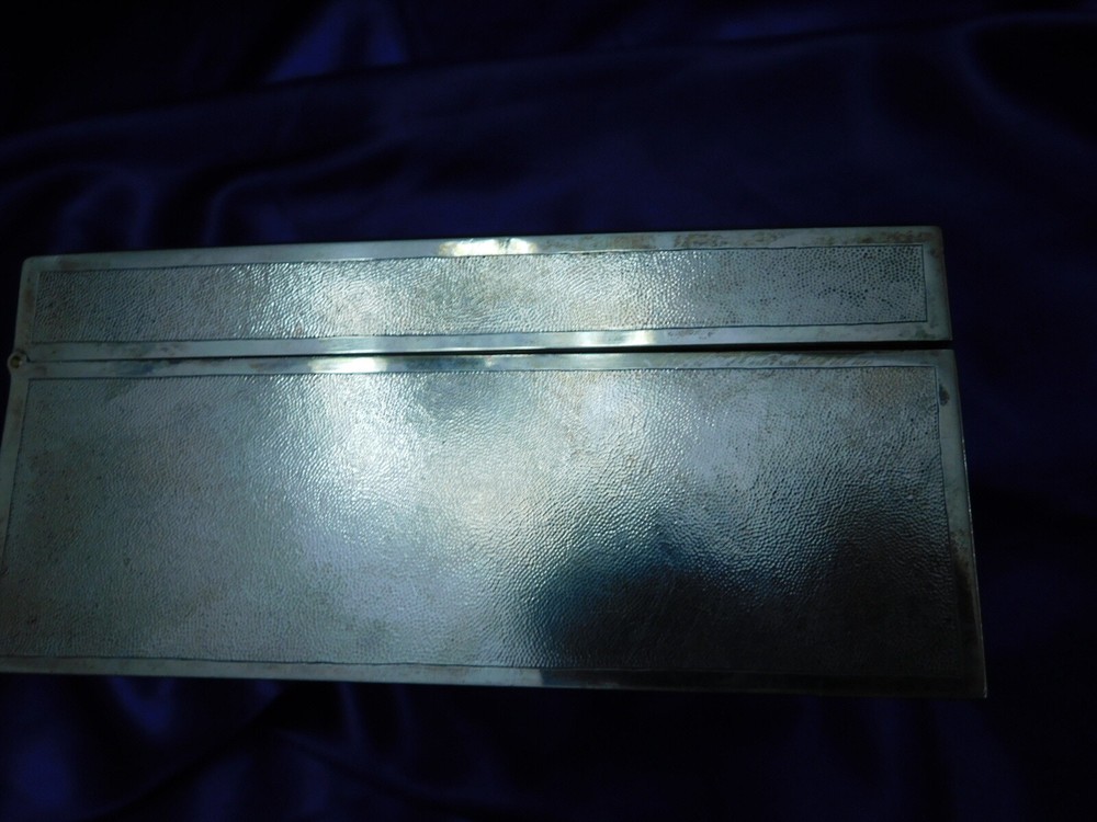 LARGE LUEN WO CHINESE EXPORT STERLING SILVER BOX - EXCELLENT CONDITION