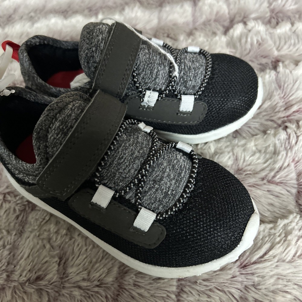 Carter Boy Gray & Black Sneaker Size 10