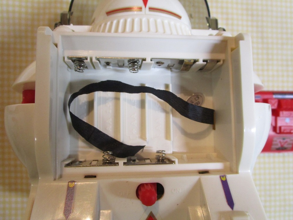 Axlon CR-300 COMPUROBOT III 3 Computerized, Programmable, Lights & Sounds CR300