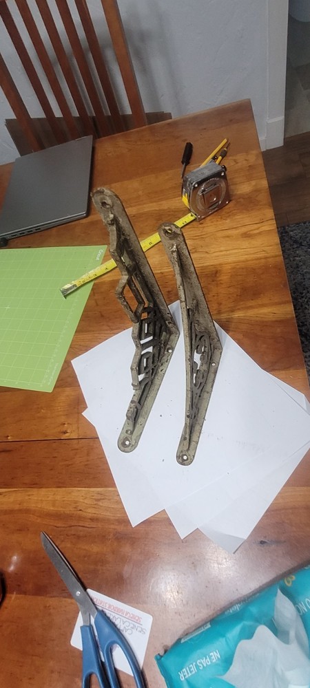 Antique Shelf Bracket S