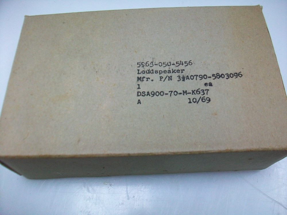 VINTAGE NOS 3 1/2" SQUARE LOUDSPEAKER