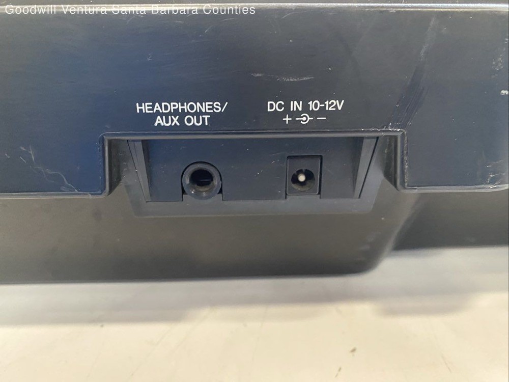 Yamaha PSR-76 49-Key Electronic Keyboard - Read