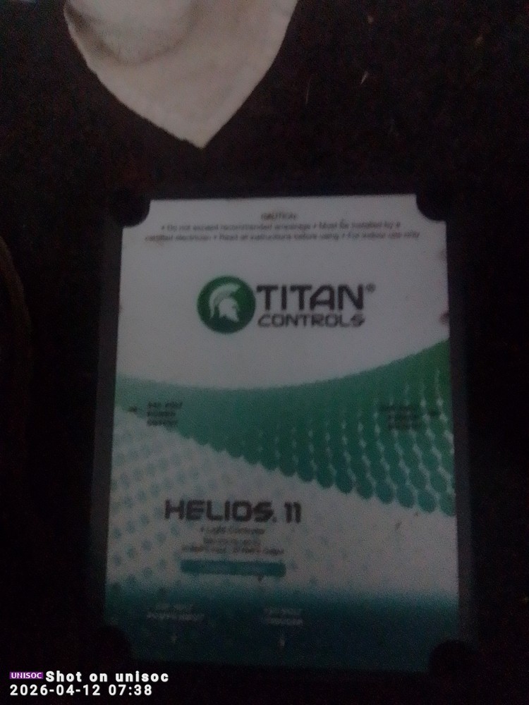 Titian Controller Helios 11
