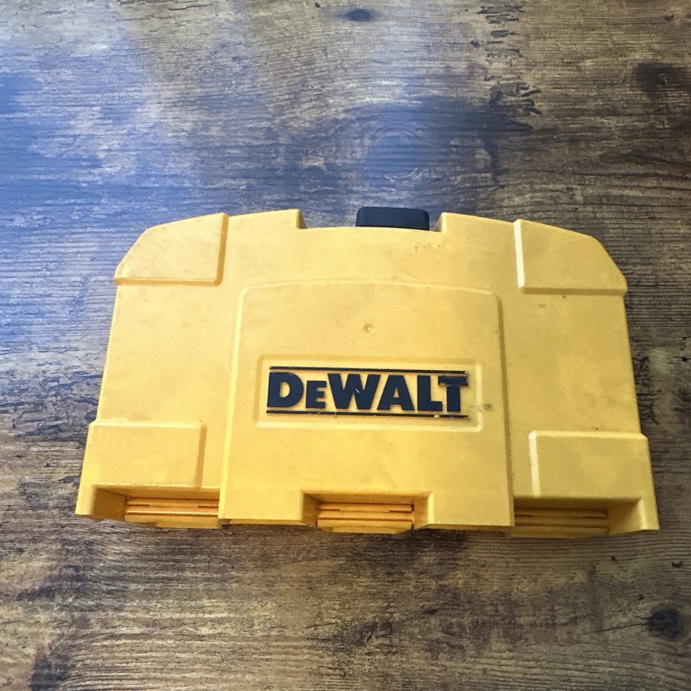 Dewalt Screwdriver Bit Case w/ Misc Screwdriver Bits