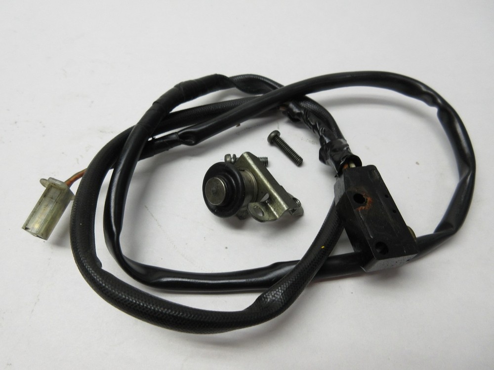 2000 Suzuki VS1400 VS 1400 Intruder brake switch