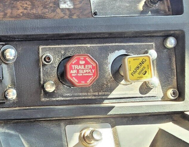 1985-2007 Kenworth T600 DASH AIR BRAKE PANEL Dash Panel - Used