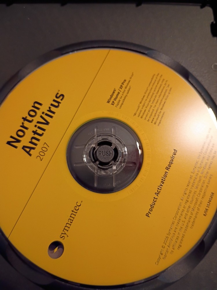 Norton AntiVirus 2007 TechCenter Edition includes Product Key Code