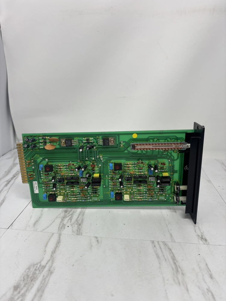 DBX 942A Type II Noise Reduction White