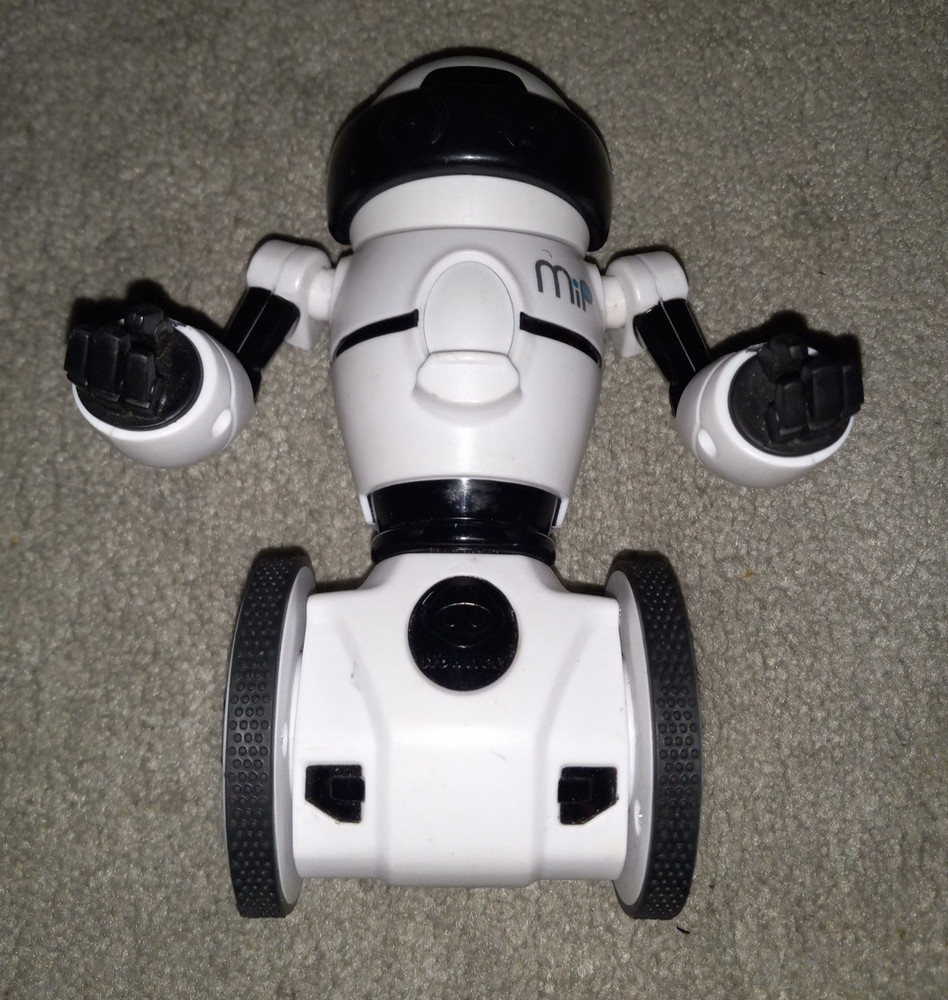 WowWee Mip Robot WHITE Interactive 0820 NO REMOTE