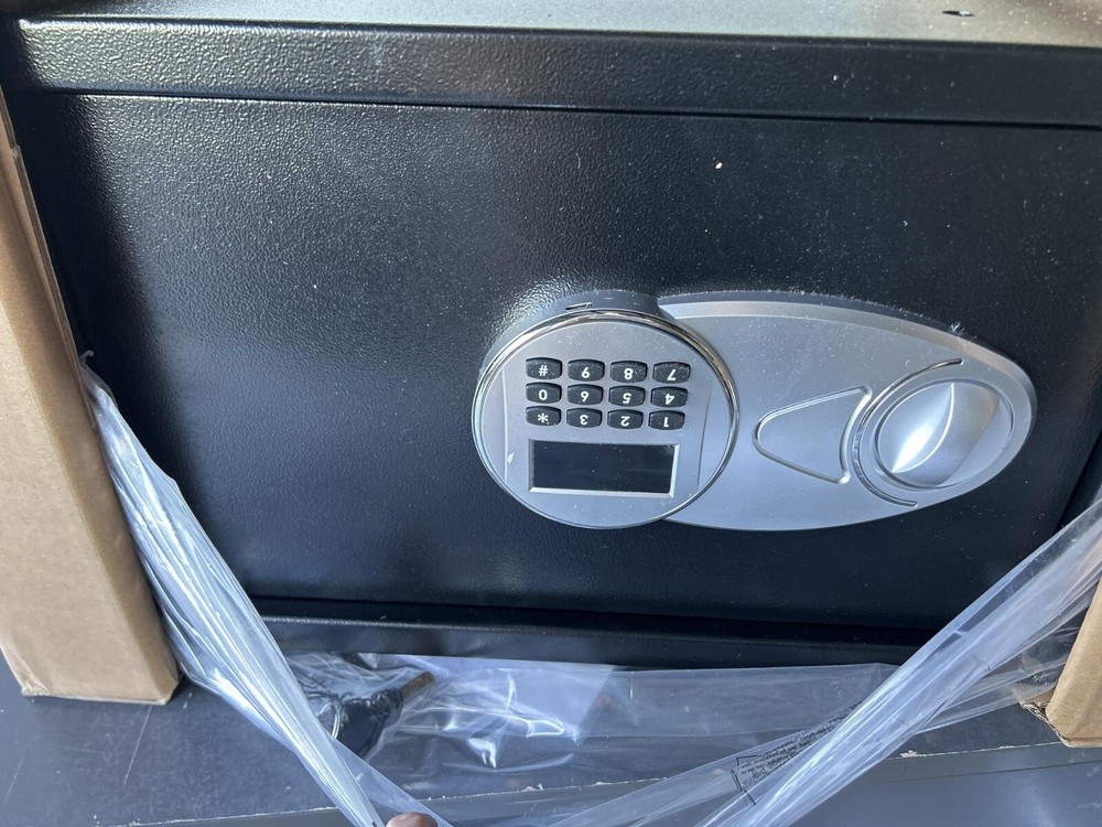 Amazon Basics Steel Security Safe with Programmable, OPEN BOX