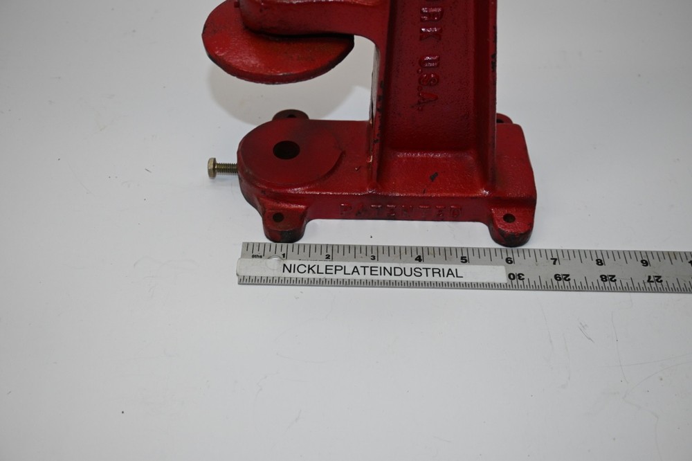 Defiance Button Machine Cast Iron Model 1920 NICE