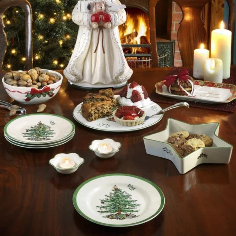 Spode Christmas Tree 12-Piece Dinnerware Set, Service for 4 - Dishwasher Safe