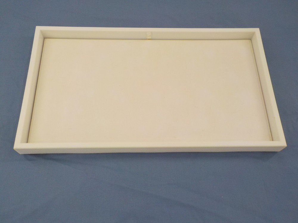 WHITE JEWELRY DISPLAY BOX TRAY WITH REMOVABLE PADDED INSERT PLASTIC ORGANIZER
