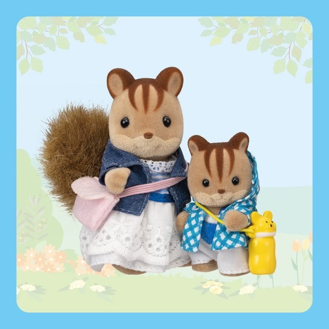 Sylvanian Families Walnut Squirrel Siblings Outing Set