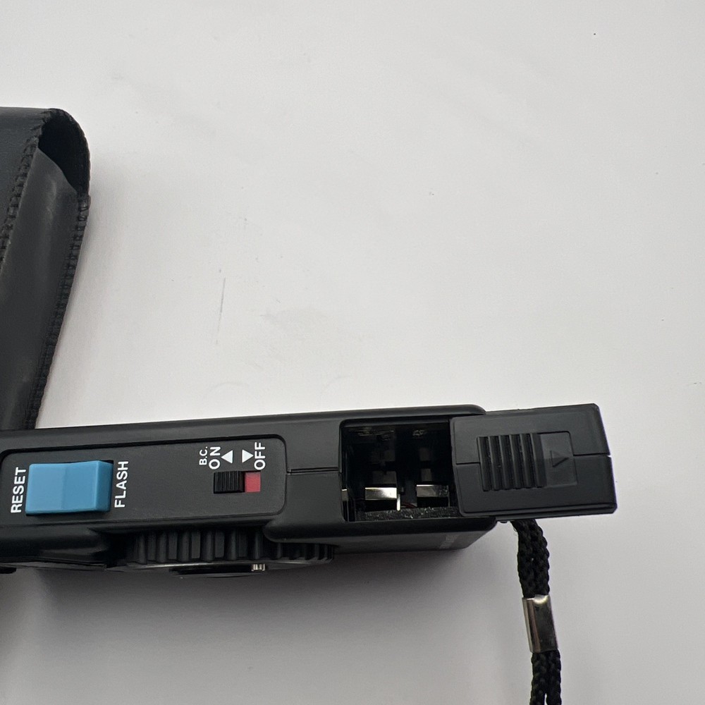 Vivitar EFM-2 Electronic Flash Meter 2 —Untested
