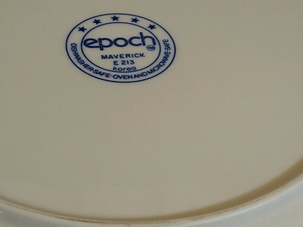 Epoch Maverick Round Serving Platter (chop plate)