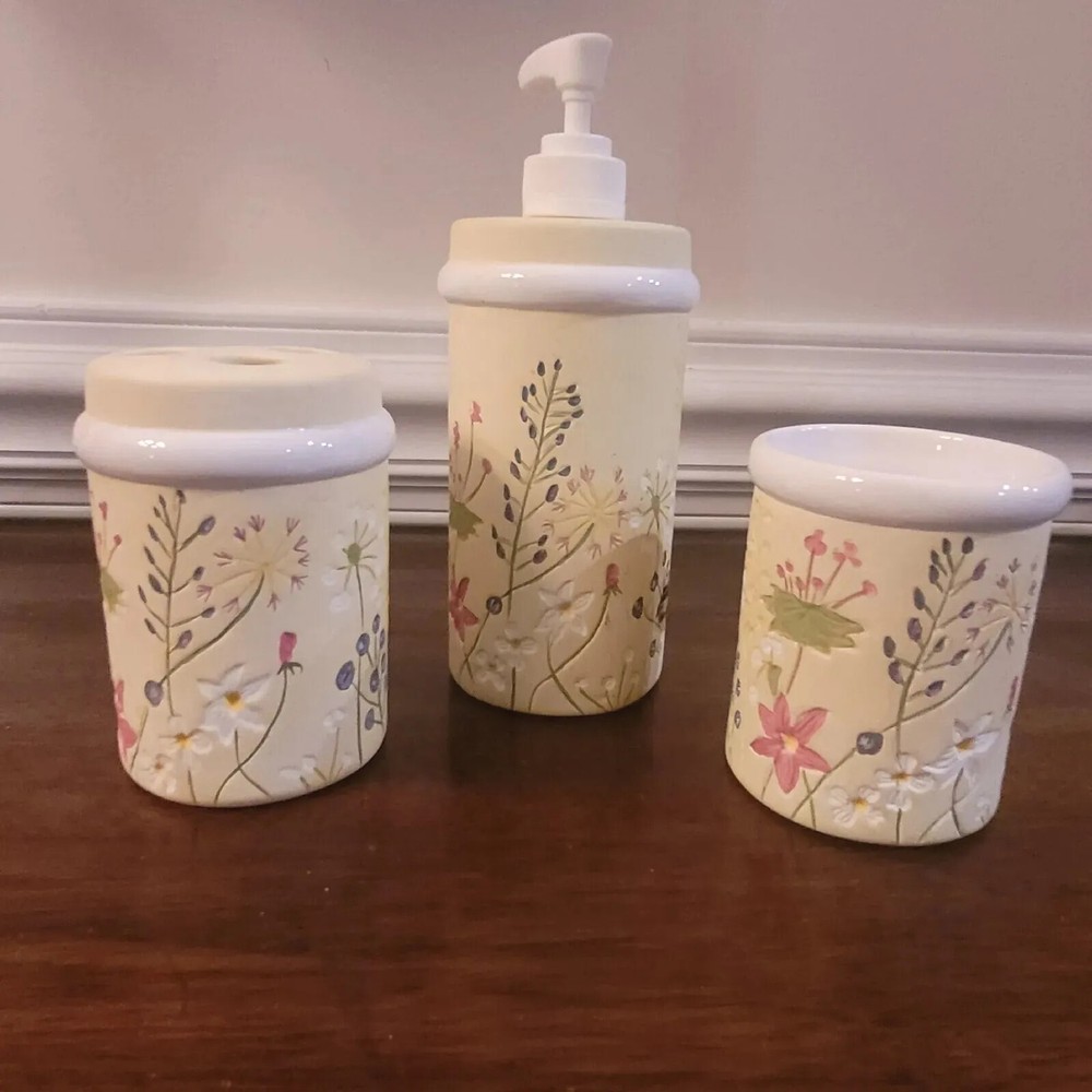 BATHROOM ACCESSORY WILDFLOWER PATCH SET BY EXCELL