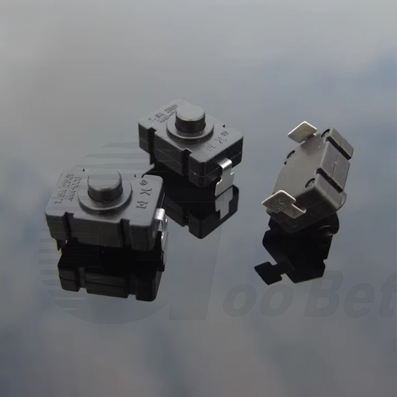 1.5A 250V Self-Lock Micro Latching Push Button Switch Flashlight Mini ON/Off DIY