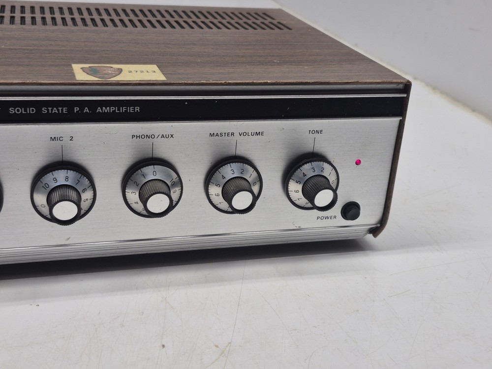 VINTAGE REALISTIC MPA-35 SOLID STATE P.A. AMPLIFIER MODEL 32-2022 Read