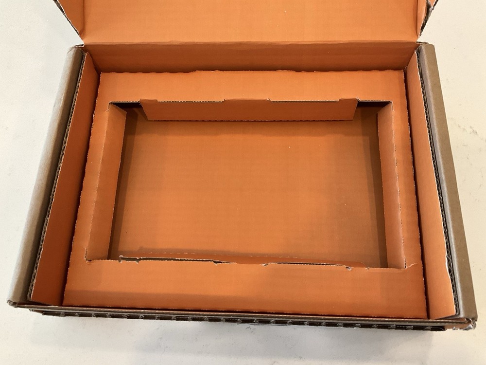 LOUIS VUITTON Drawer box & Dust Cover-NEW. (Includes Outer Mailing Box-used x1).