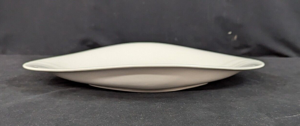 VILLEROY & BOCH DUNE LINES 15+" PLATTER