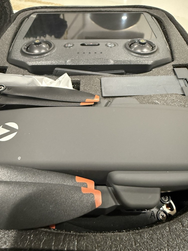 SkyFlow GPS Foldable Video Drone with 4K