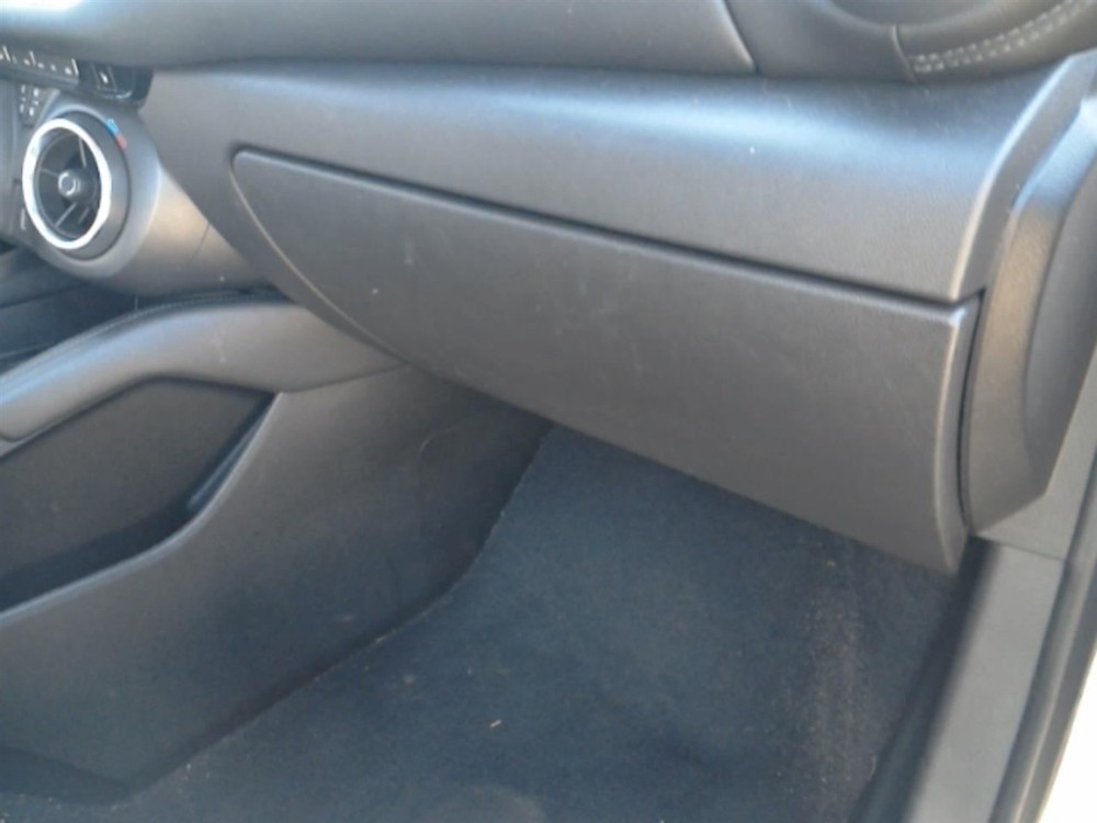 Fuse Box Engine Fits 20-21 BLAZER 104912087