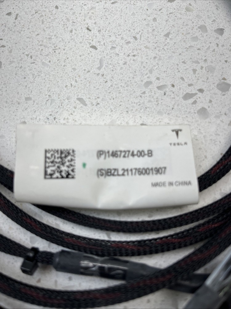 1467274-00-B Tesla Cord