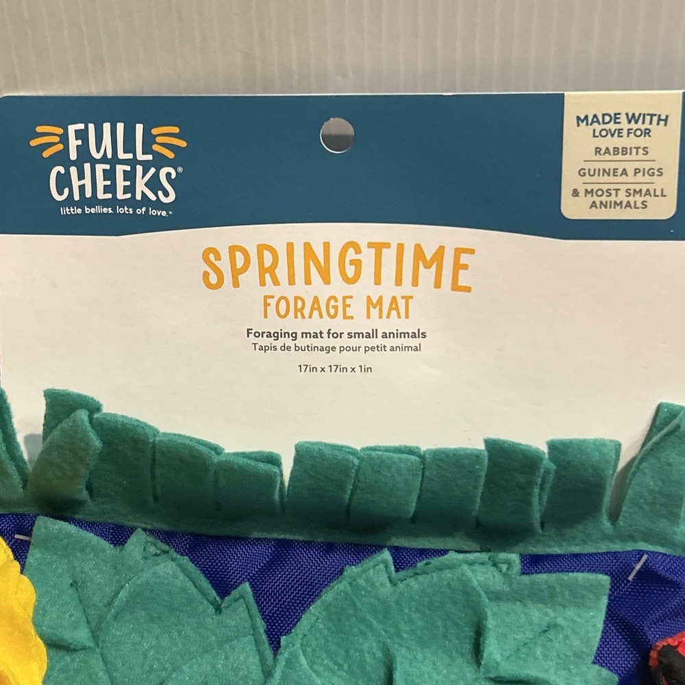 Small Animal Easter Springtime Forage Mat Full Cheeks Rabbits Guinea Pigs/36b
