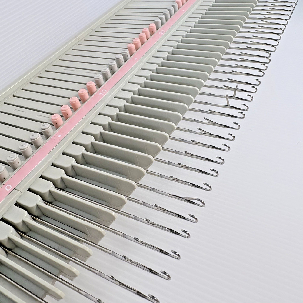 Silver Reed LK100 Knitting Machine Amimumemo Tested Working Used