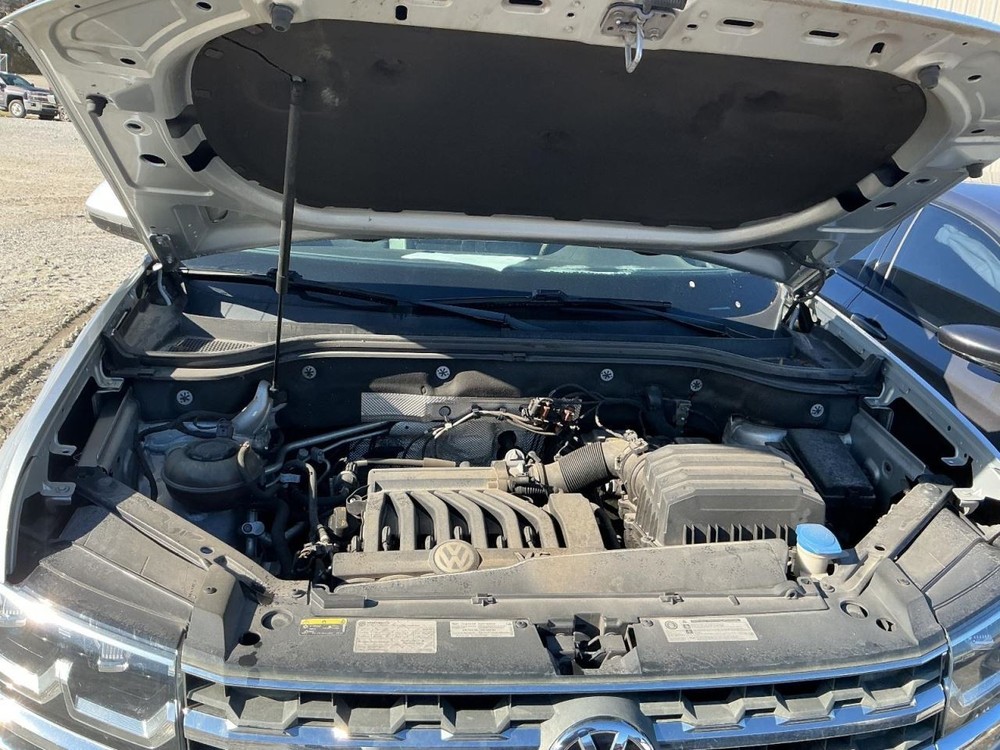 ATLAS 2018 Glove Box 4997094