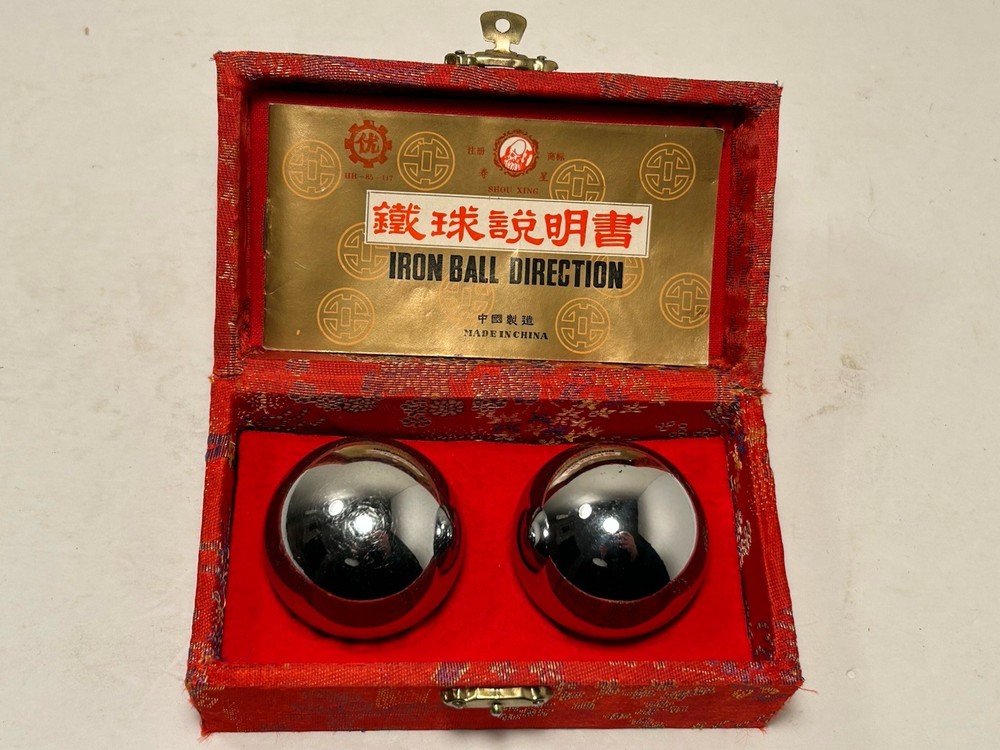 VINTAGE Baoding Balls Chinese Hand Therapy Exercise Balls Stress Relief Red Box
