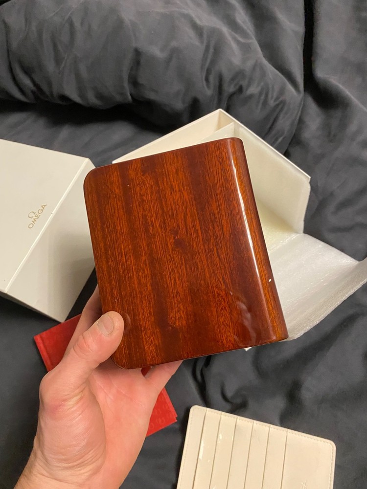 omega watch box