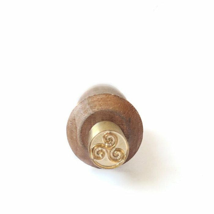 Lampwork Tool - Triskelion Stamp for Glass Beads Making
