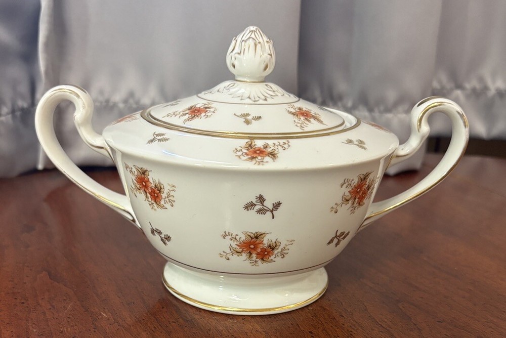 Noritake Vintage Double Handled Covered Sugar Bowl - Dulcy Pattern