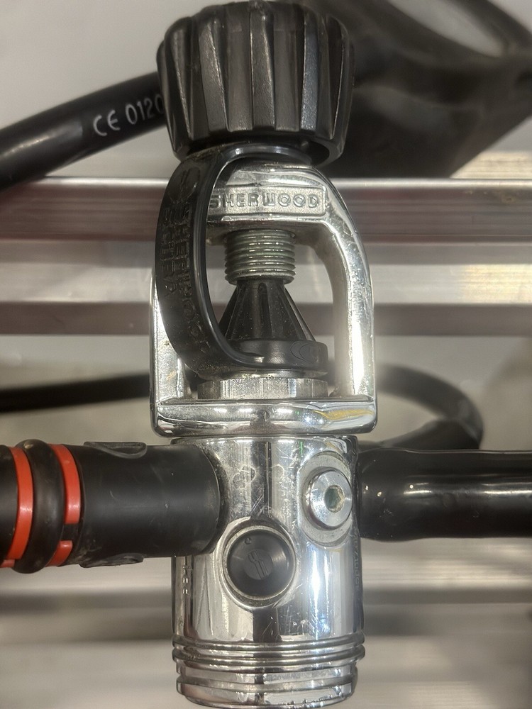 Sherwood scuba regulator Set (used)