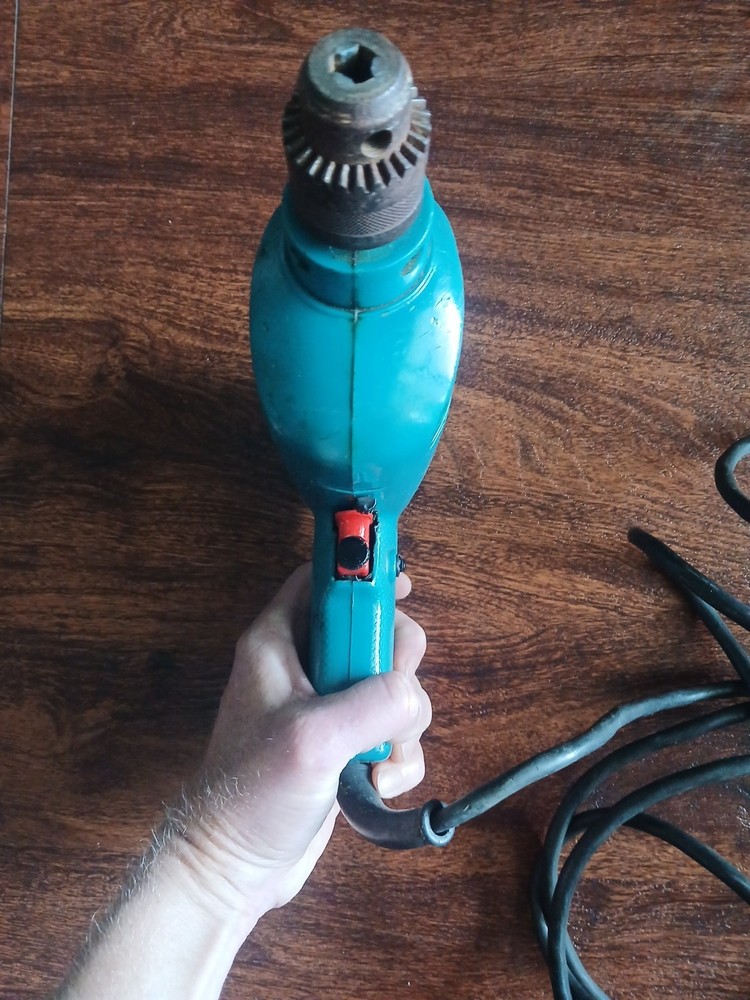 Makita Drill 10mm DP3720 Variable Speed Corded Drill