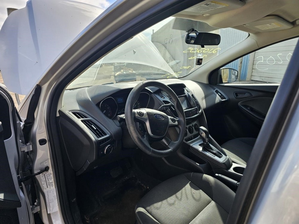 FOCUS 2012 Headrest 2443281