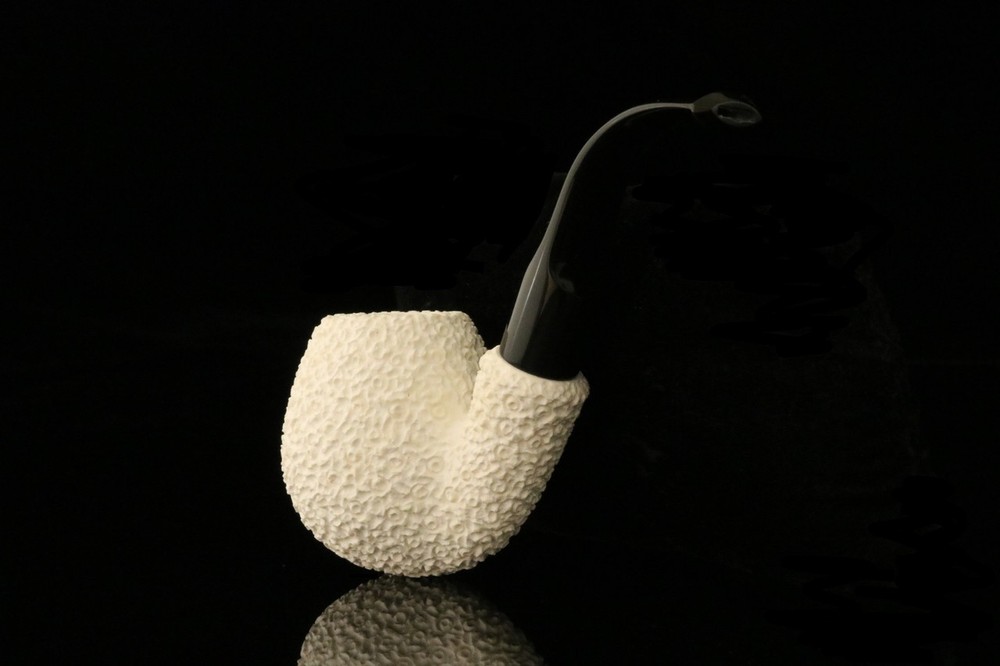 srv Premium - Rusticated Apple Block Meerschaum Pipe with fitted case M3226