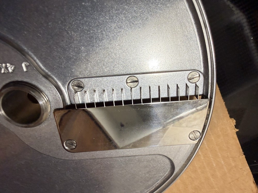 HOBART MANNHART FOOD PROCESSOR J4X4