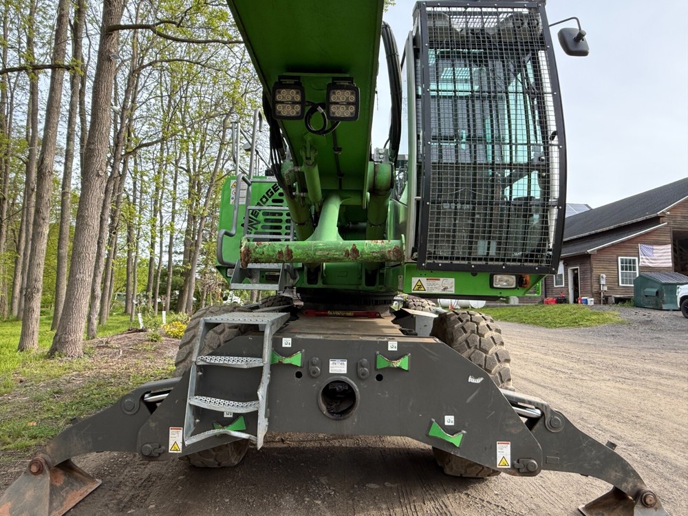 2023 Sennebogen 728e wheeled tree care material handler