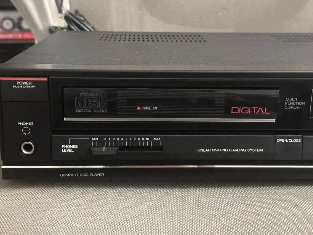 Samsung Digital Compact Disc Player CD-22R (Tested & Working)