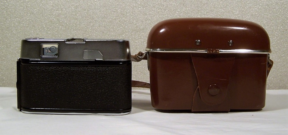 Voigtlander Dynamatic II Camera, Lanthar 2.8/50 Lens, West Germany, Untested