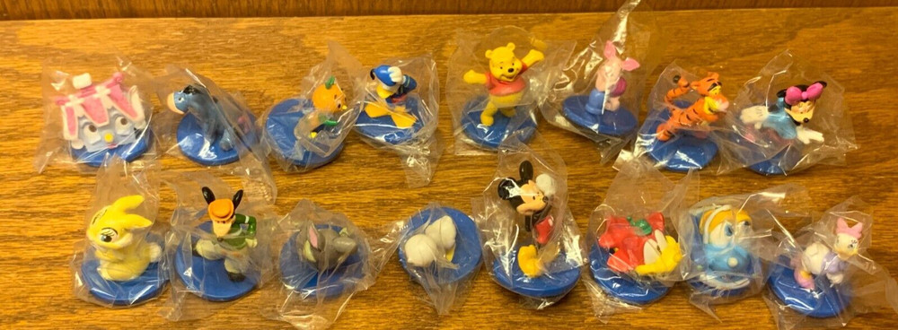 Disney Character 16 Mini Figure Set RUNA (1")